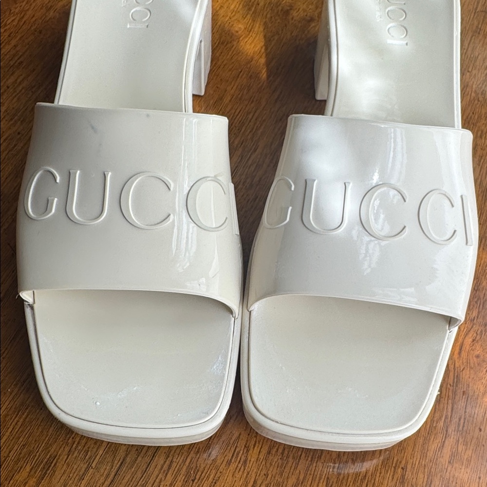 Gucci White Women's Slides (US size 6-6.5) - Picture 4 of 7